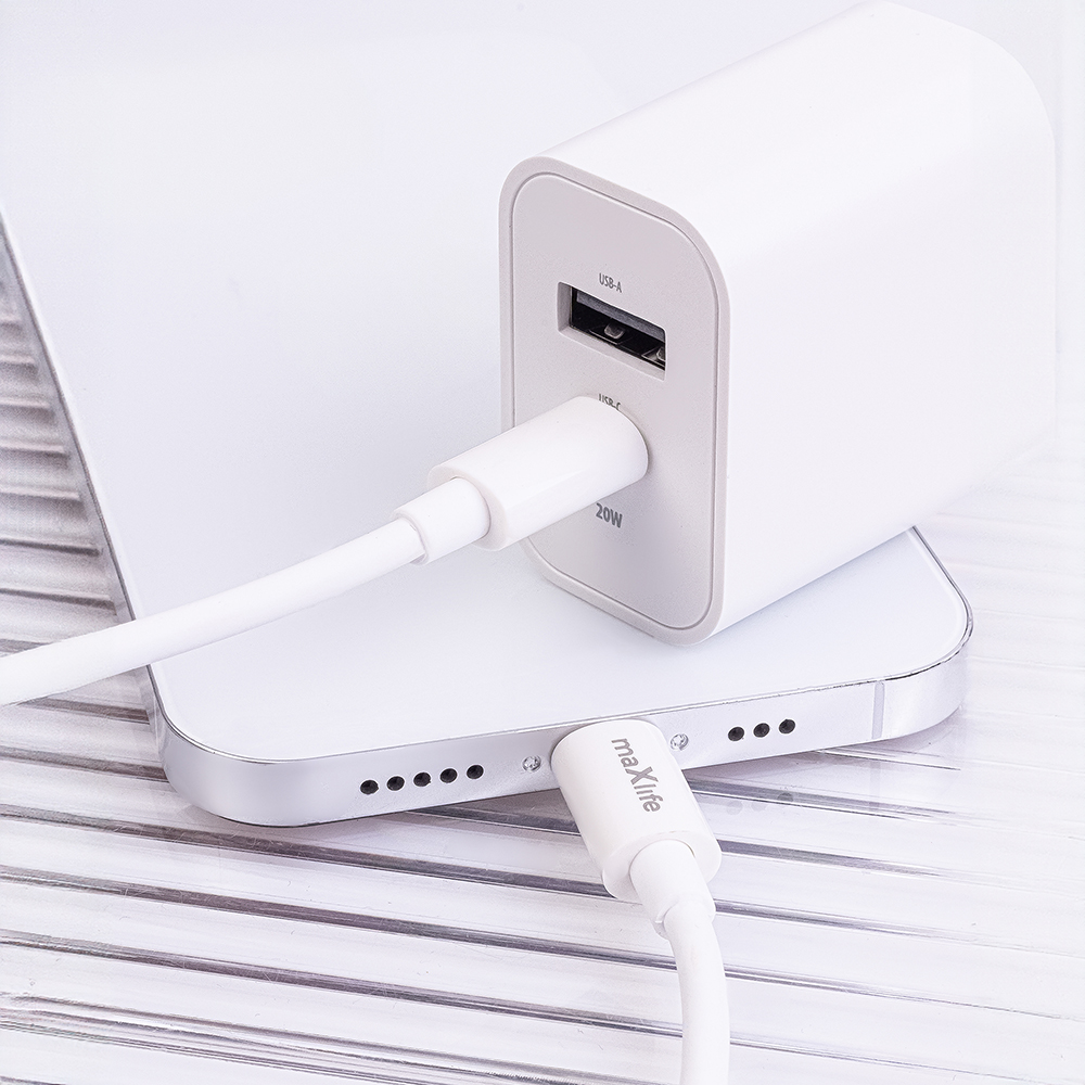 Maxlife ładowarka sieciowa PD QC MXTC-06-20AC 1x USB-C 1x USB 20W biała + kabel USB-C - USB-C 20W - obrazek 5