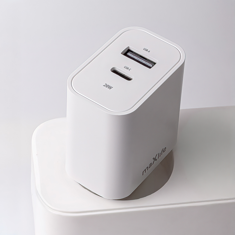 Maxlife ładowarka sieciowa PD QC MXTC-06-20AC 1x USB-C 1x USB 20W biała + kabel USB-C - Lightning 20W - obrazek 5